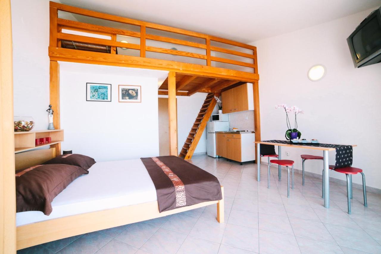 Villa Brigita Omiš Exterior foto
